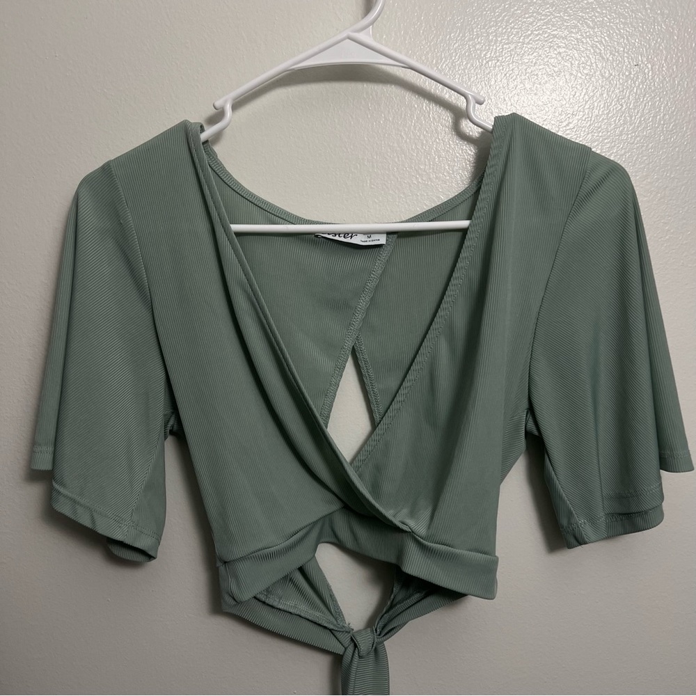 Aster Crop Top